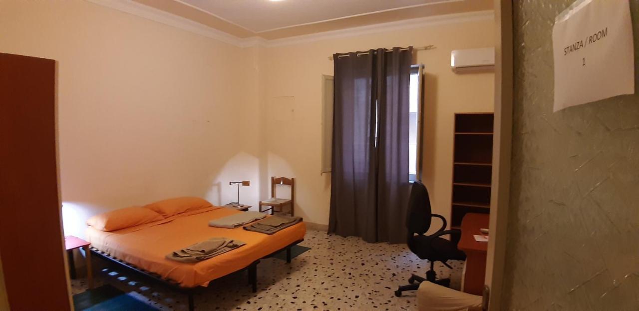 Stanza Privata In Appartamento Per Smart Working, Digital Nomads O Coliving Palermo Ngoại thất bức ảnh